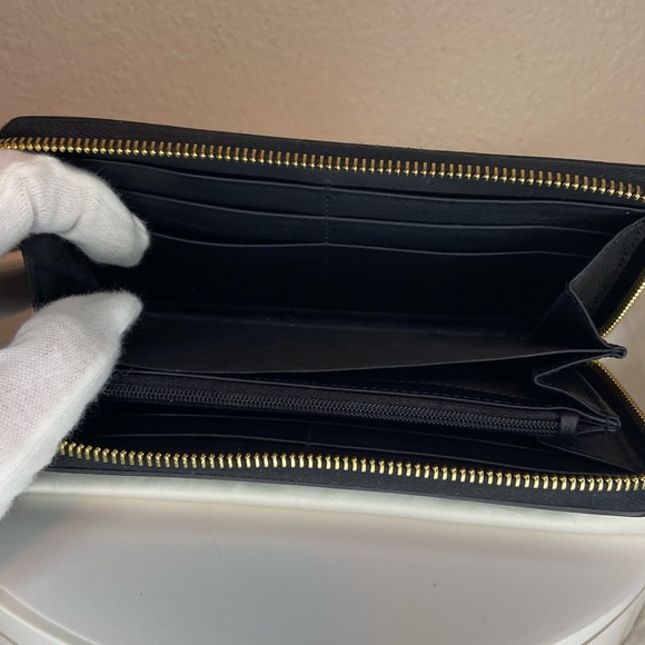 Gucci EUC Bamboo Pearl Zip Around Wallet in Matte Black Calfskin - Picture 7 of 12